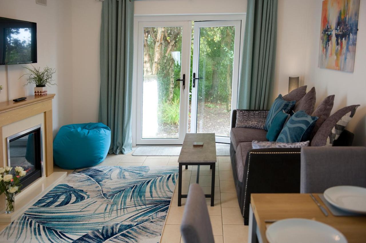 Mountain View Apartment - Short Drive To Beaches Bryngwran Bagian luar foto
